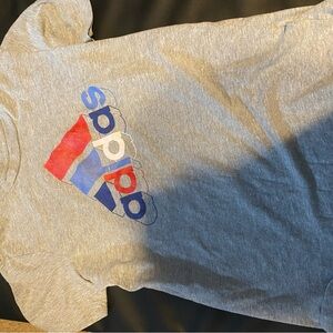 grey adudas shirt